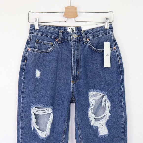 NWT BDG Urban Outfitters High-Waisted Mom Jean Rigid Denim Destroyed Medium Wash - Picture 7 of 10